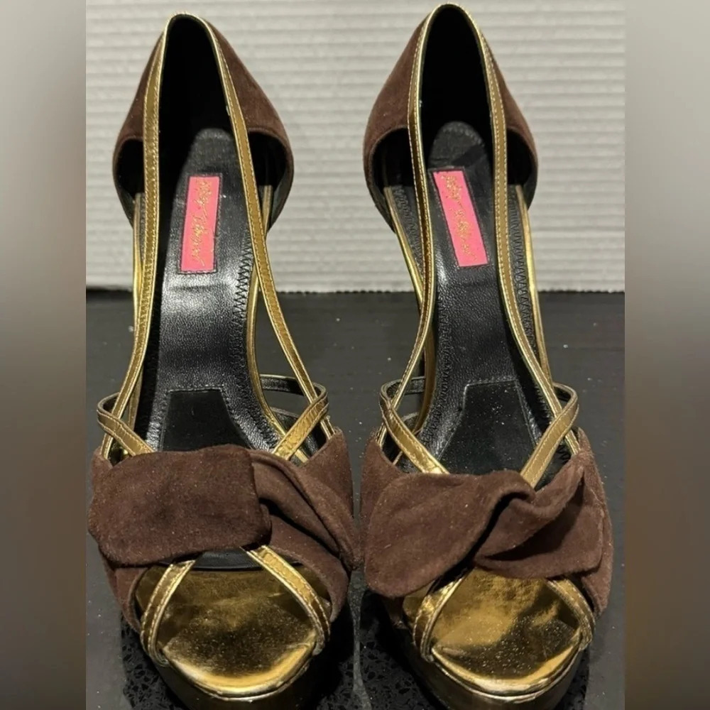 BETSEY JOHNSON velvet stiletto high heel brown gold bow peeptoe cocktail party 9